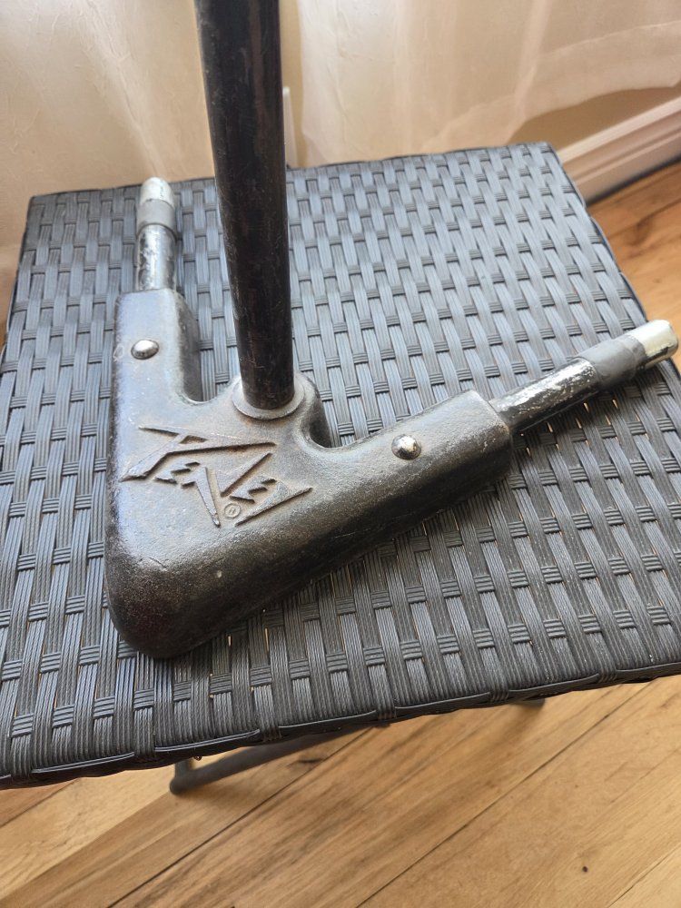 Microphone stand Peavey