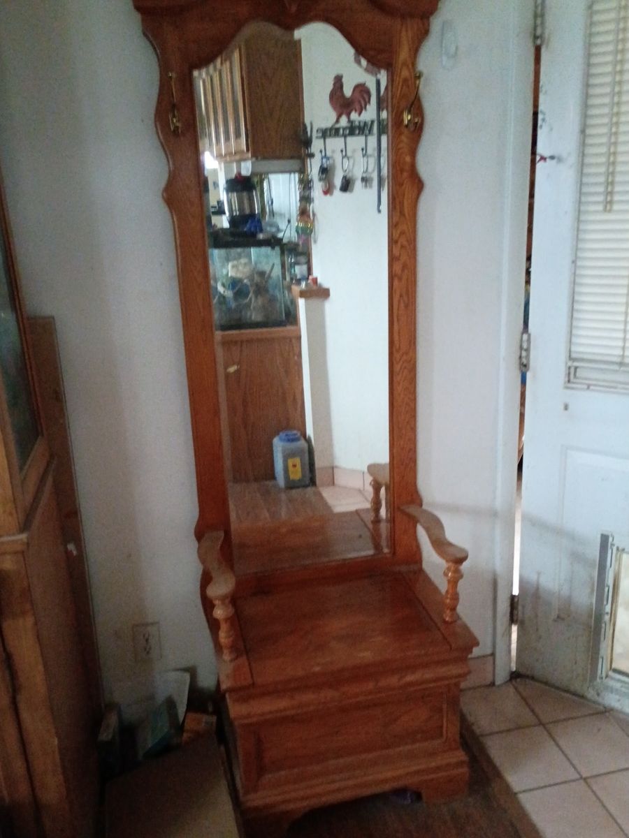 Coat hanger chair