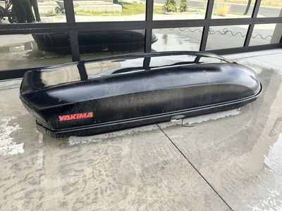 Yakima XL Rooftop Cargo Box – Large Capacity – Road Trip Ready – Great Condition