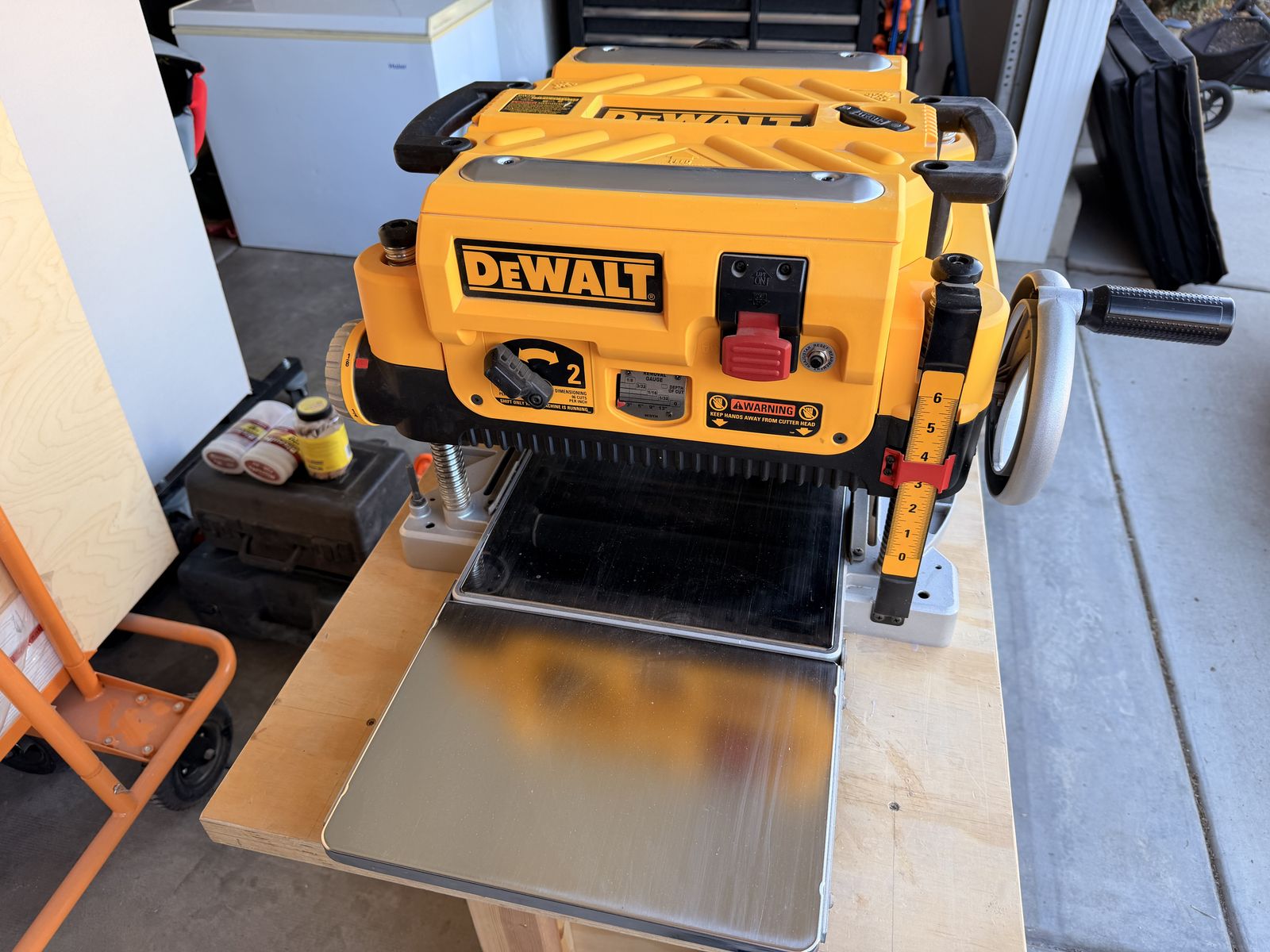DeWalt DW735 13" Planer