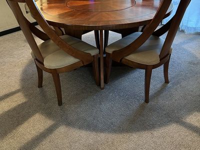 Dinning table with 6 chairs
