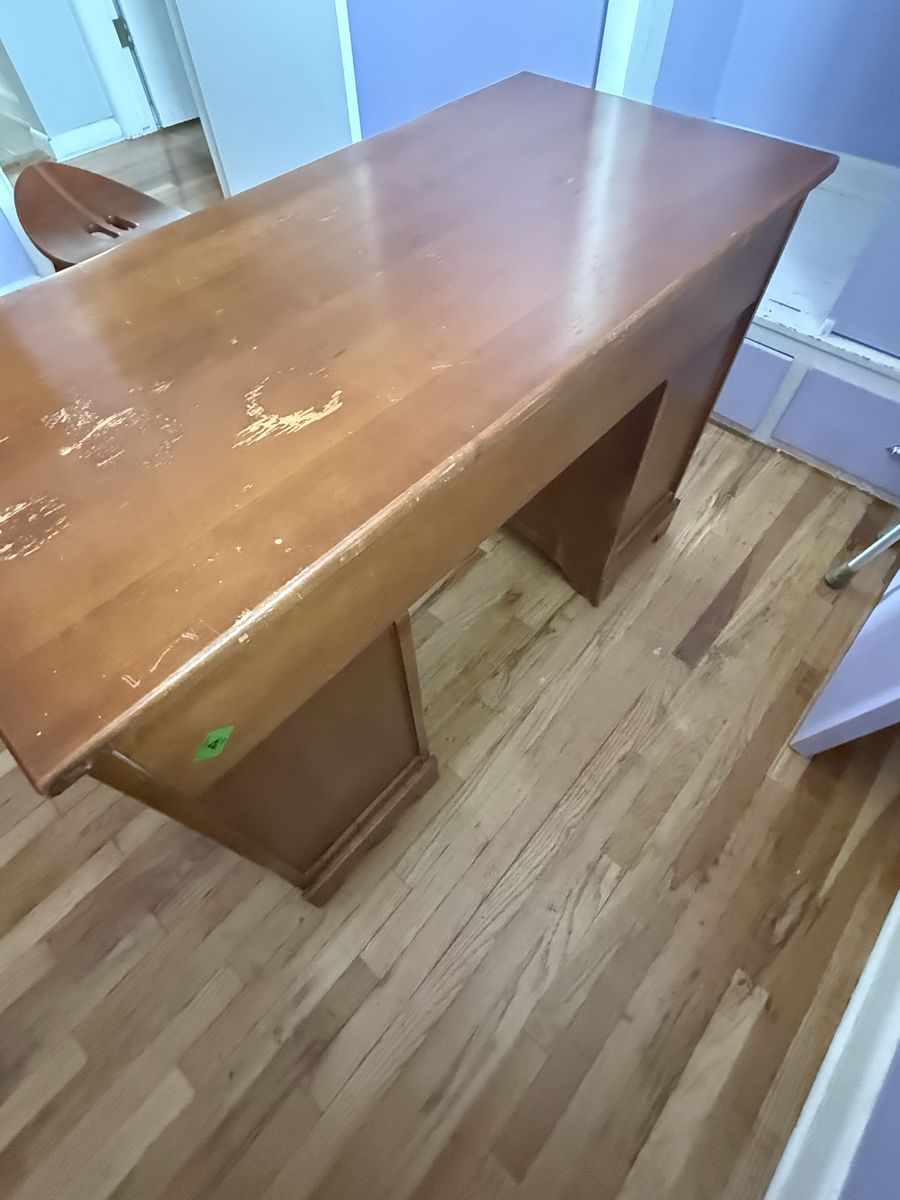 Main image 3