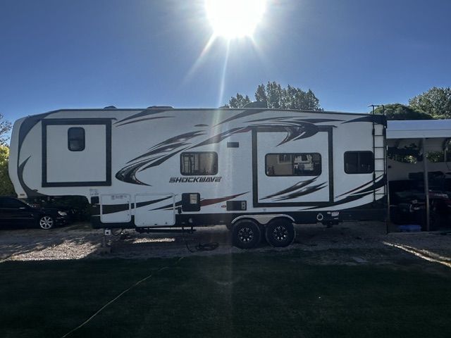 2019 Forest River Shockwave 28FWGDX Fifth Wheel Toy Hauler