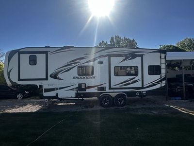 2019 Forest River Shockwave 28FWGDX Fifth Wheel Toy Hauler
