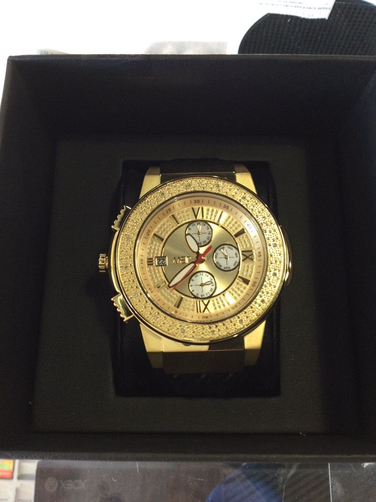 JBW Saxon Watch