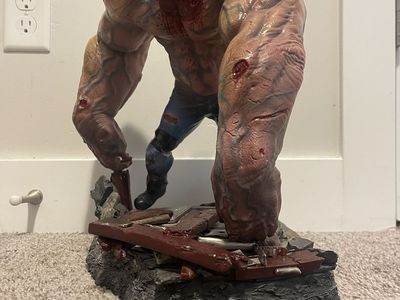 Left 4 Dead 2 The Tank Statue Collectible Figure Diorama (ultra rare