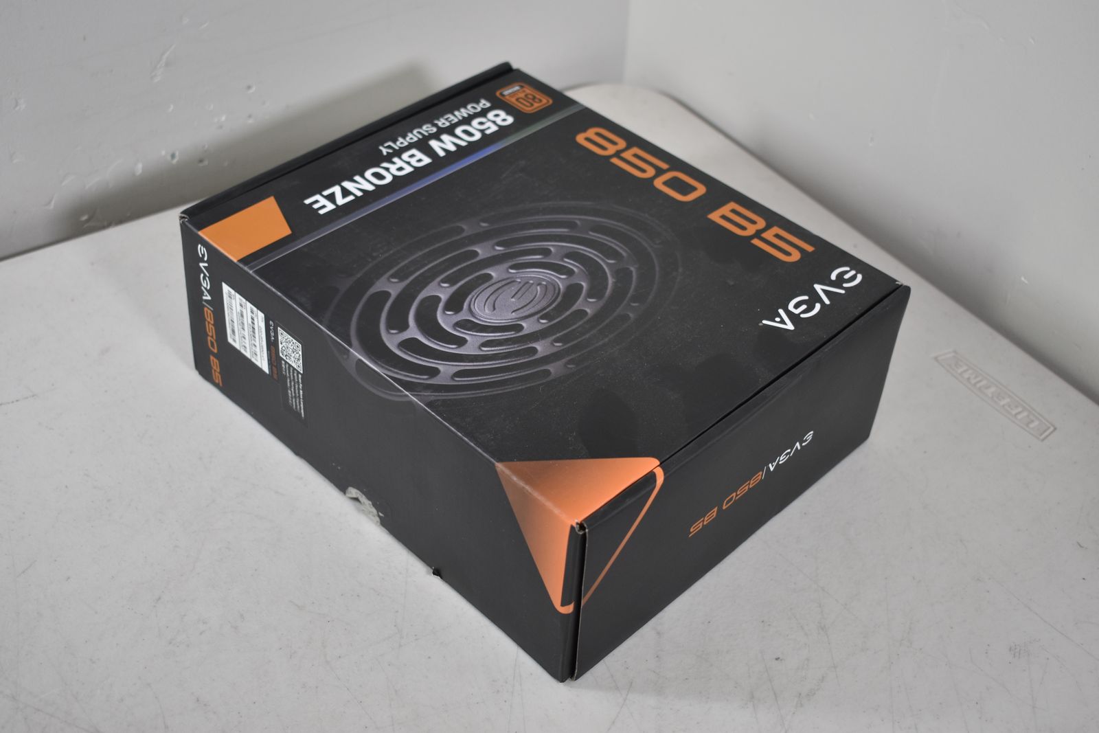 EVGA 850 B5 - 850 Watt 80 Plus Bronze Power Supply