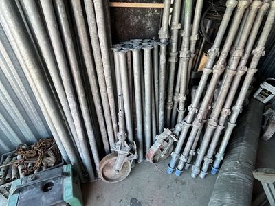 Scaffolding full system w/Large Casters