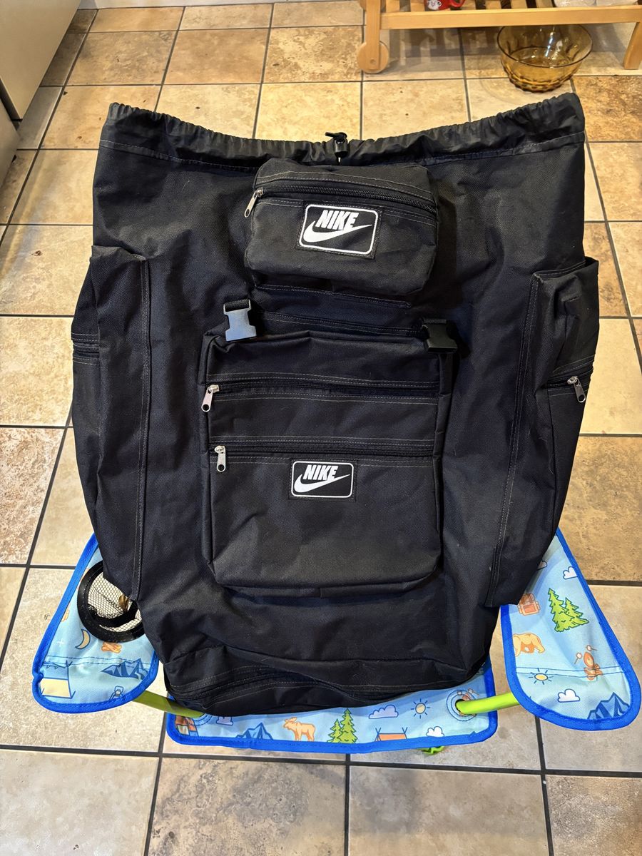 Large Heavy-Duty Nike Utility Rucksack / Drawstring Backpack – Extra Large Gear Bag