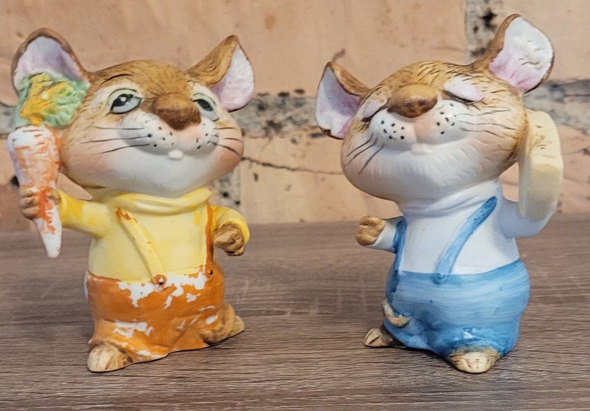 Vintage Homco porcelain figurines of Mice