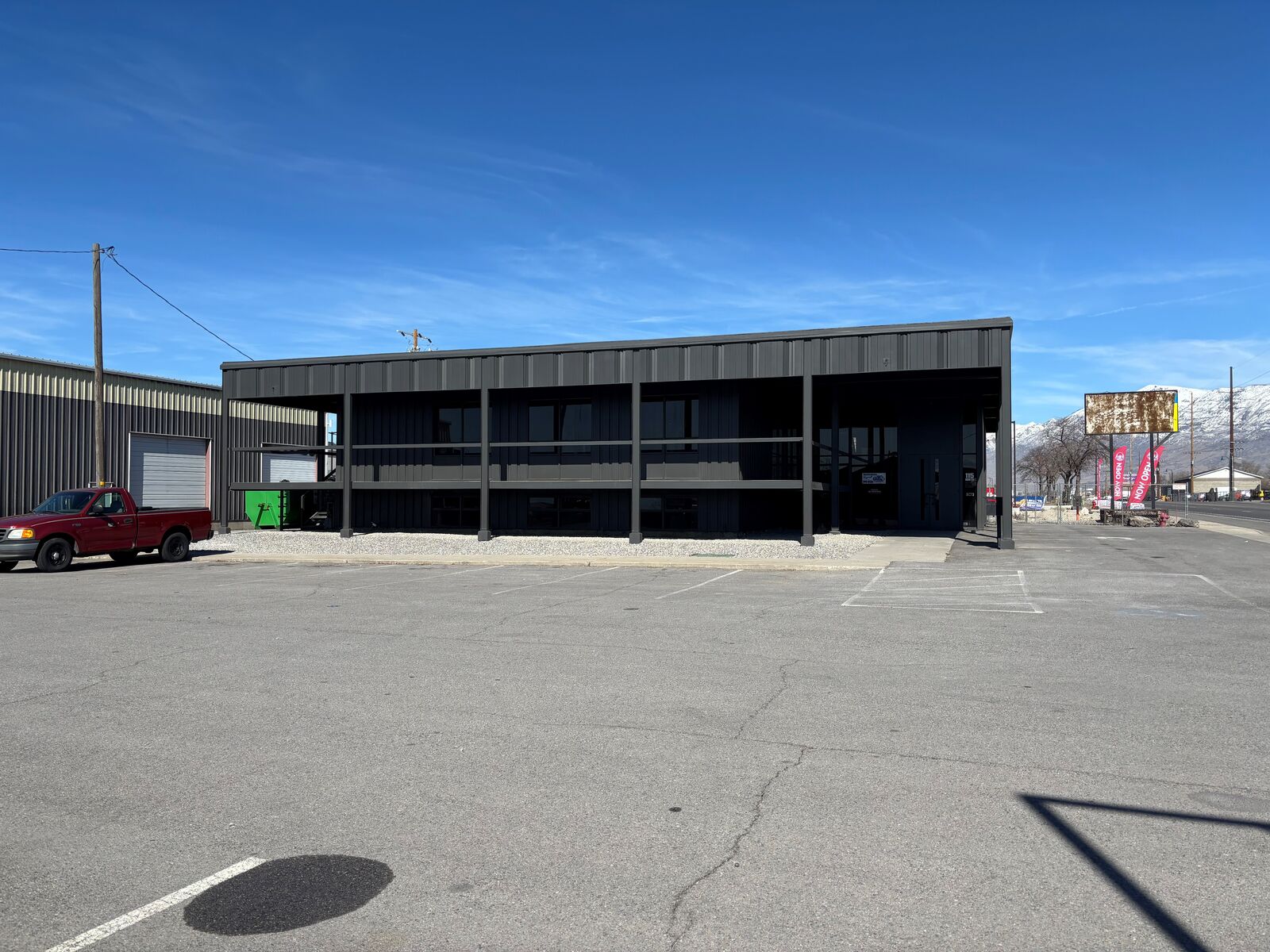 Modern Office Suite in Vineyard – 4 Private Offices and Open Space