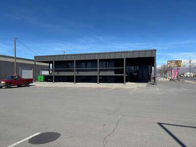 Modern Office Suite in Vineyard – 4 Private Offices and Open Space