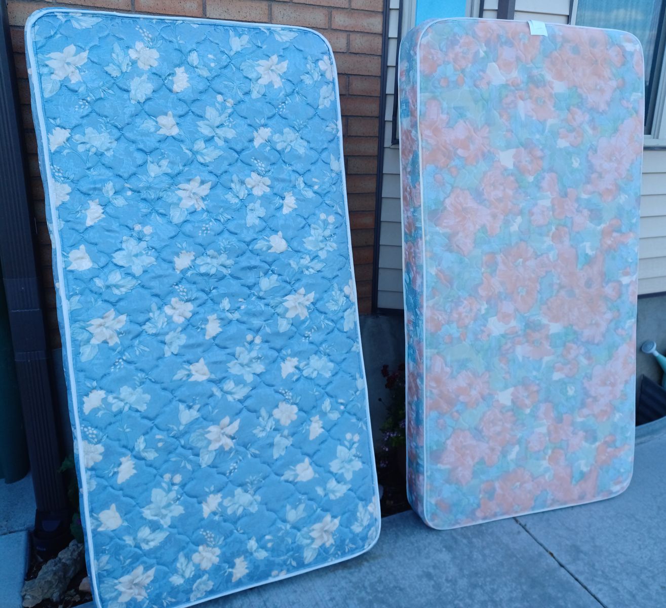 Free Twin Mattresses - Clearfield