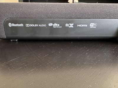Yamaha Soundbar w/ Wireless Subwoofer
