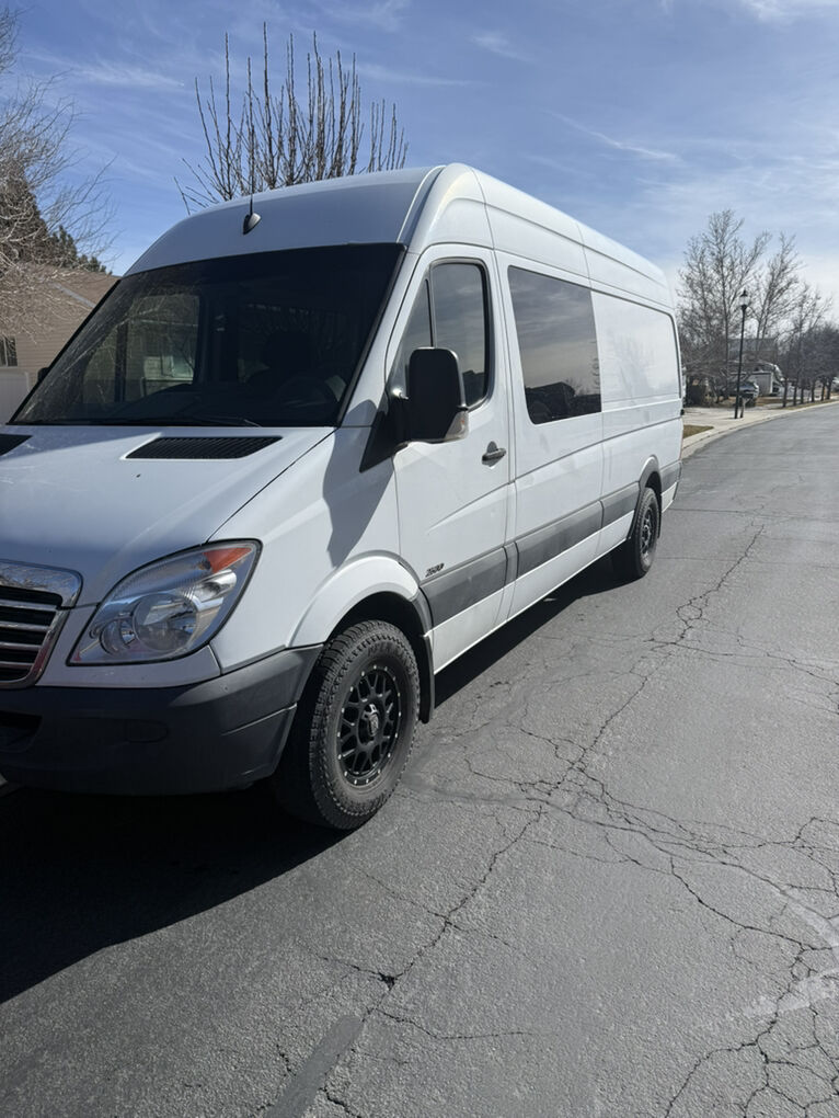 2011 FREIGHTLINER SPRINTER 2500
