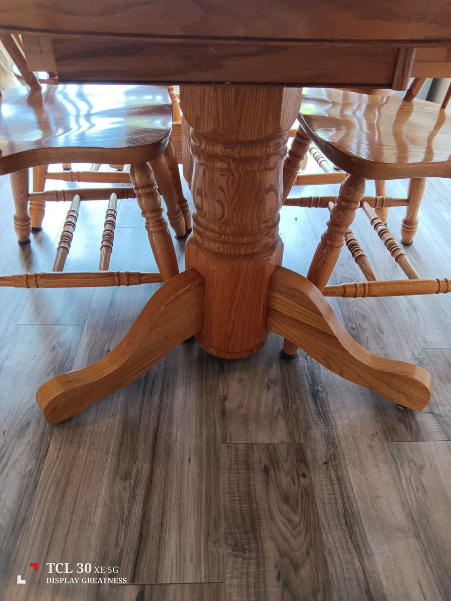 Kitchen table