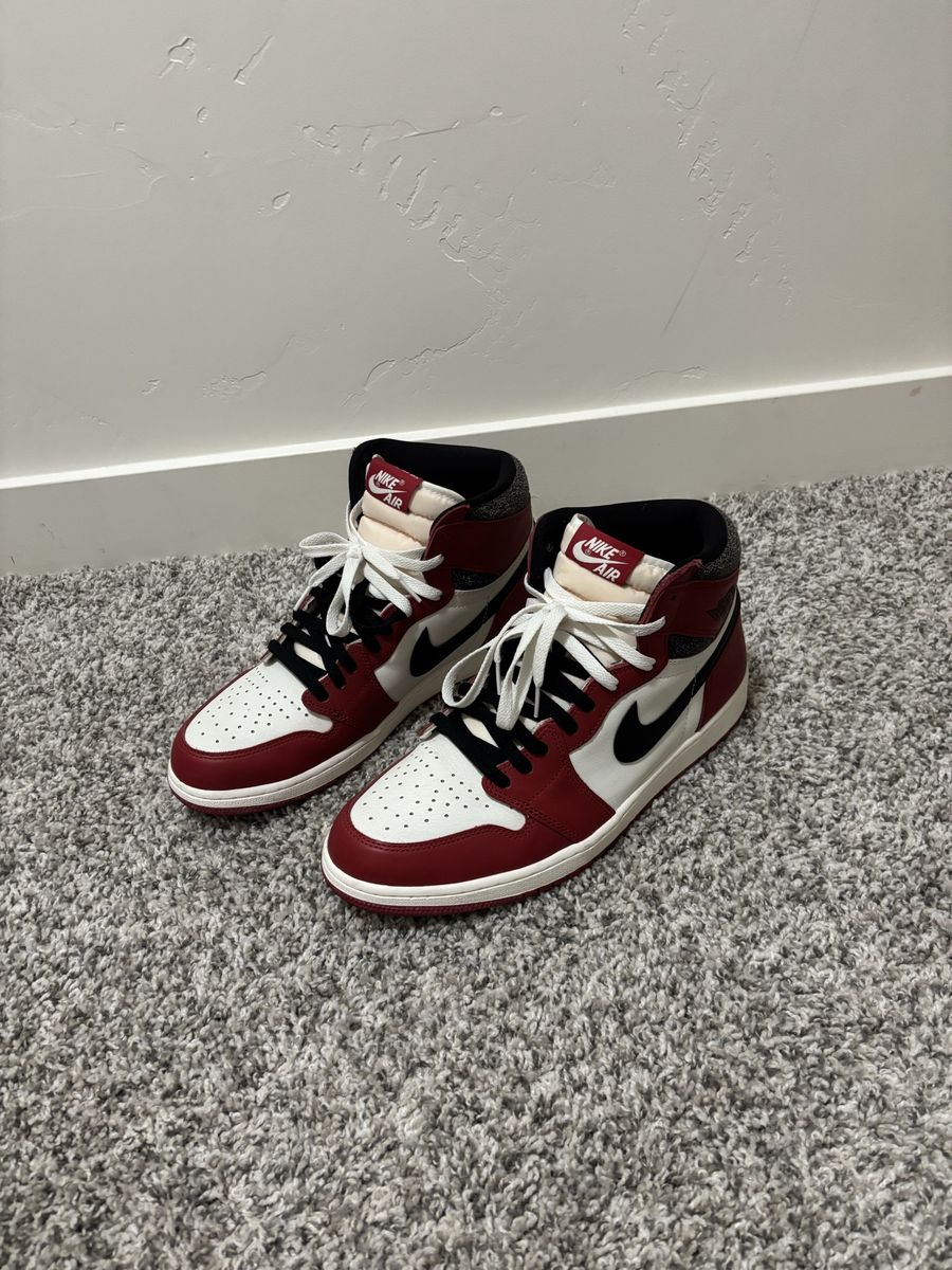 Air Jordan 1 Lost & Found Chicago – Size 13