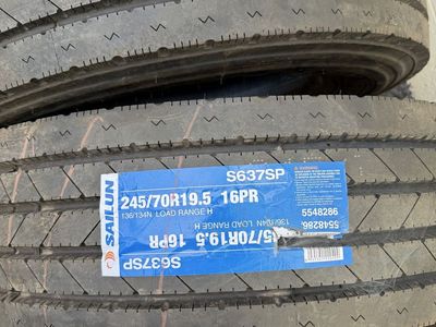 245/70r19.5 Tire