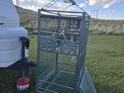 Heavy duty bird cage