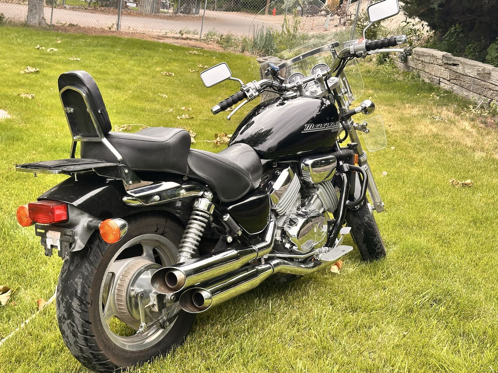 1996 Honda Magna