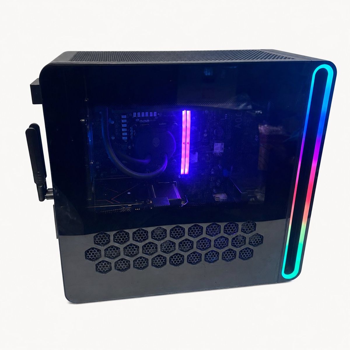Main image 3