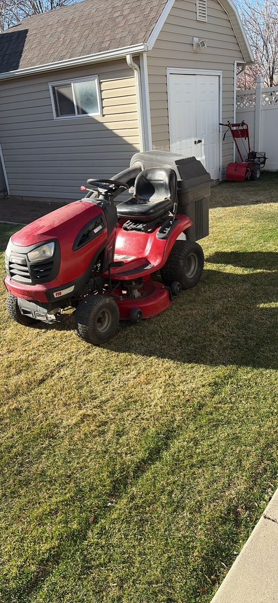 Craftsman Riding Lawnmower