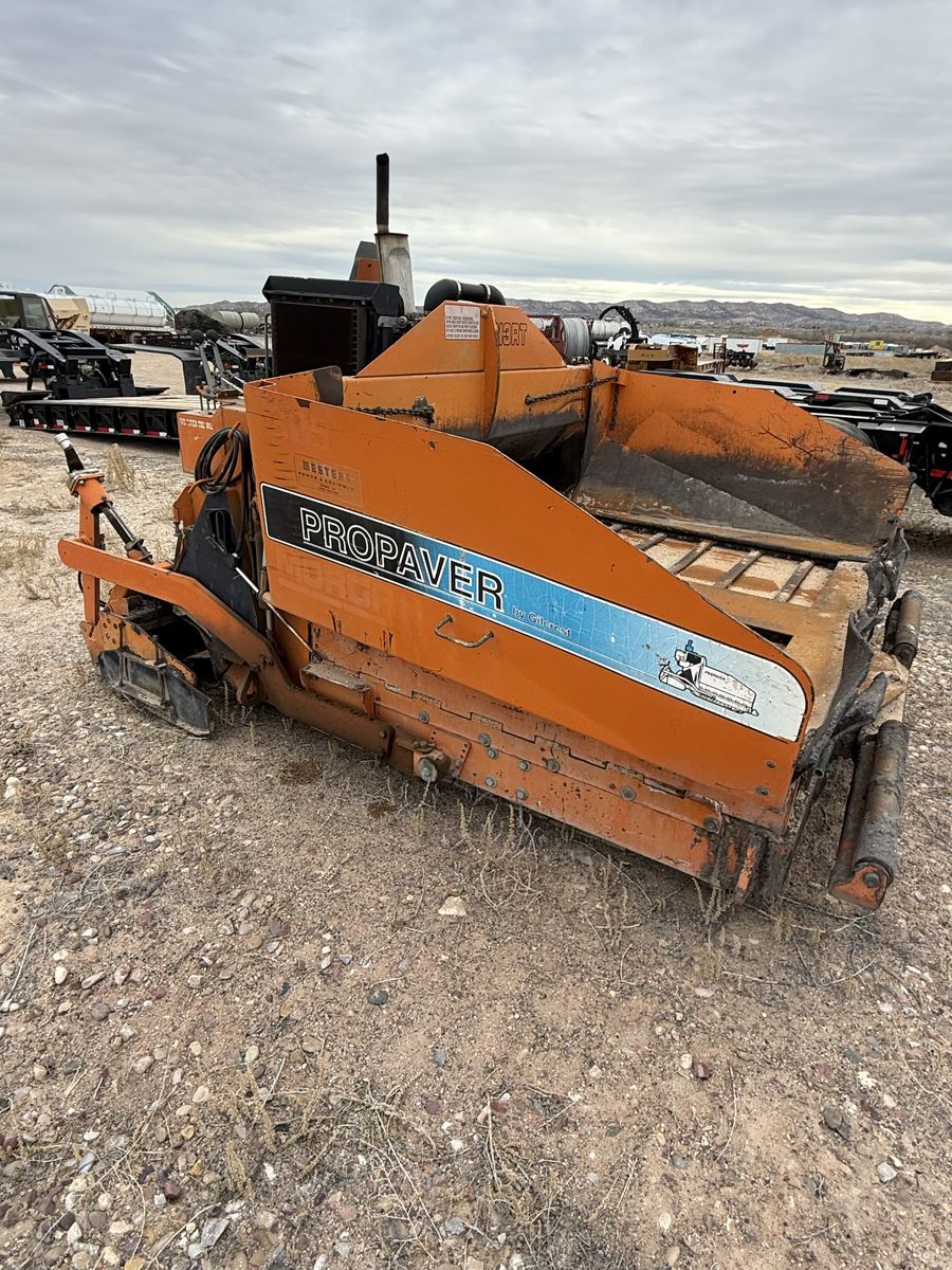 Asphalt Paver