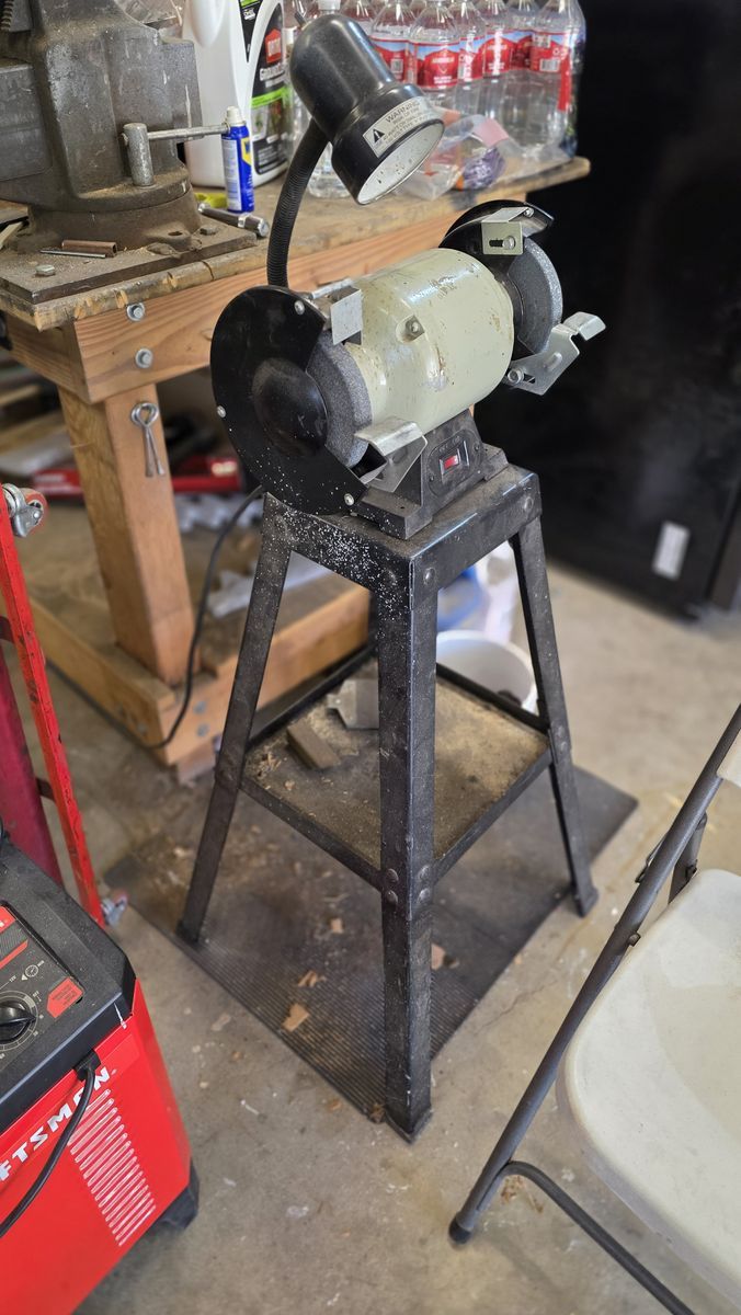 Heavy duty 2 wheel grinder with stand