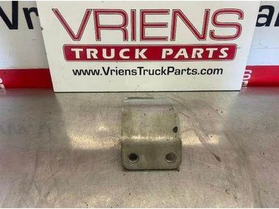 PACCAR R11-1483 BRACKET