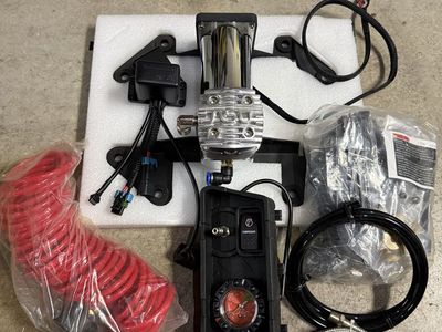 JK Wrangler on board air compressor