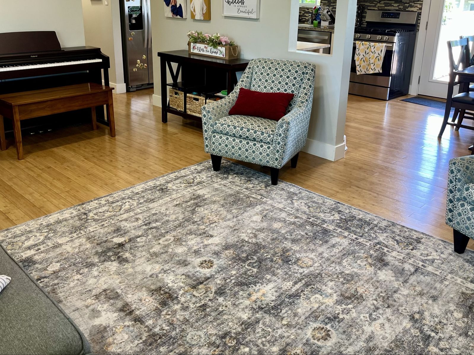 Incredible Area Rug 8x10 *Machine Washable*