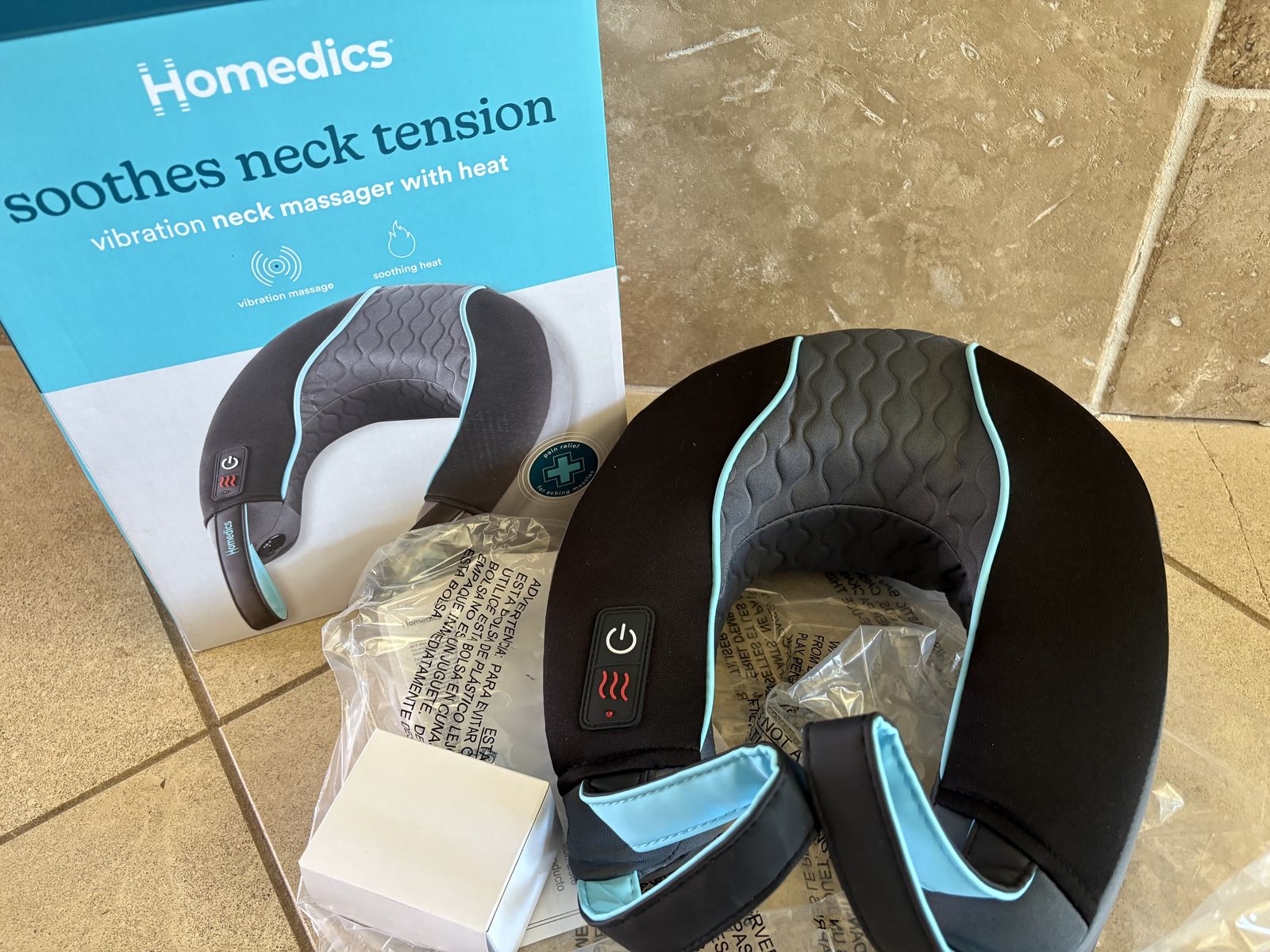 New Homedics Vibrating Neck Massager W/ Heat