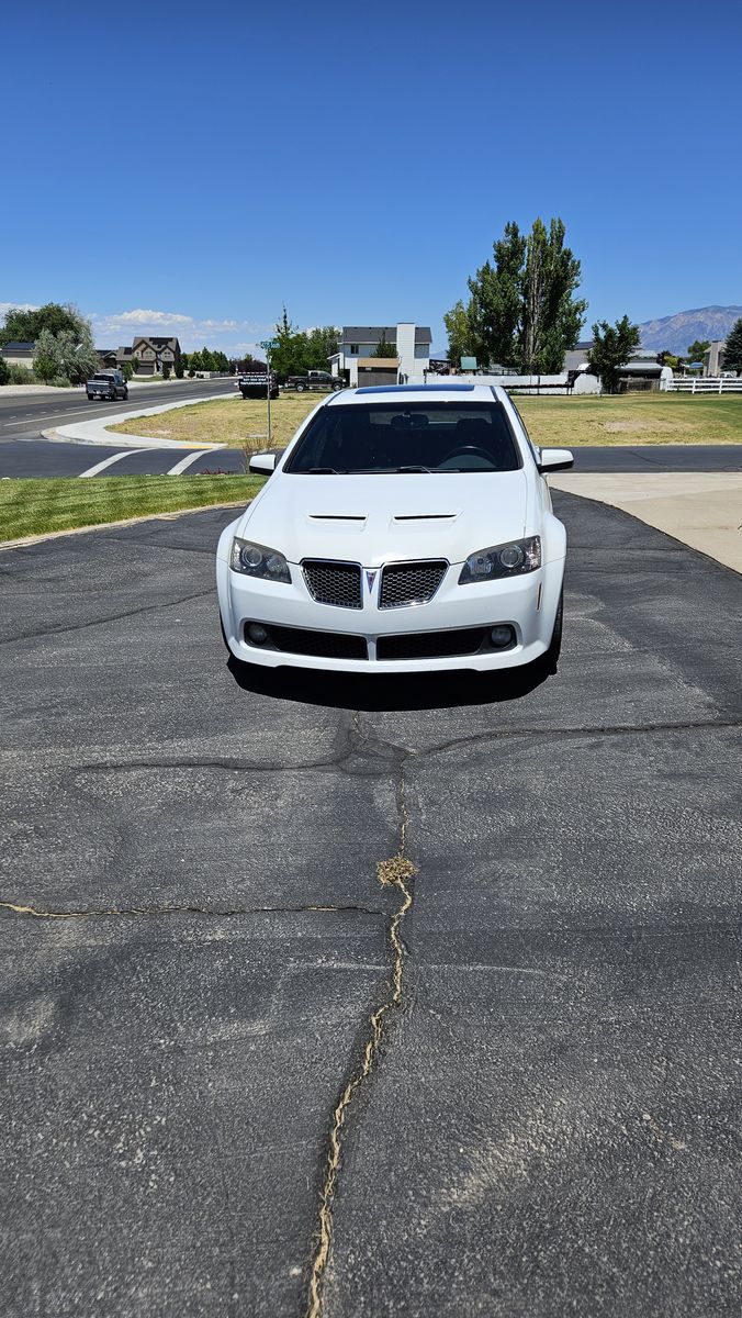 2009 Pontiac G8 Base