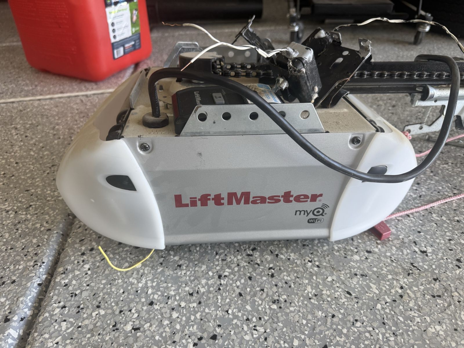 Lift master security plus 2.0 garage door opener