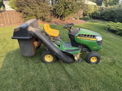 John Deere Riding Lawn Mower