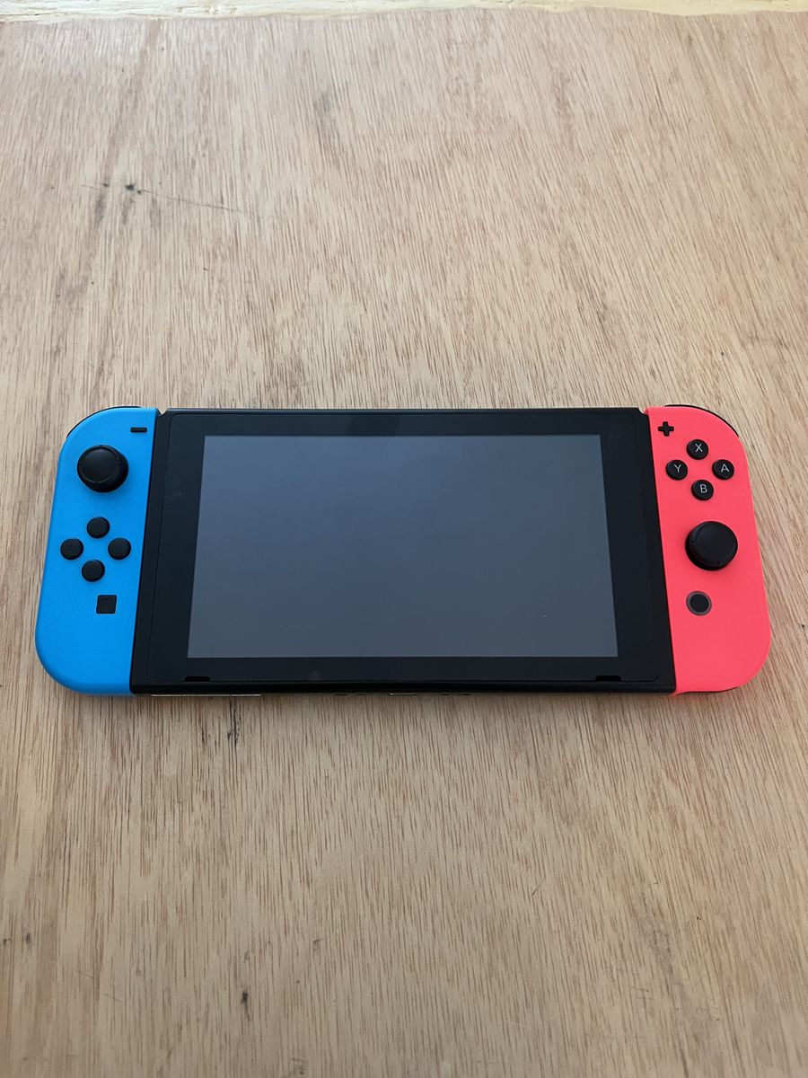 Nintendo Switch System Bundle – Complete Setup + Carry Case