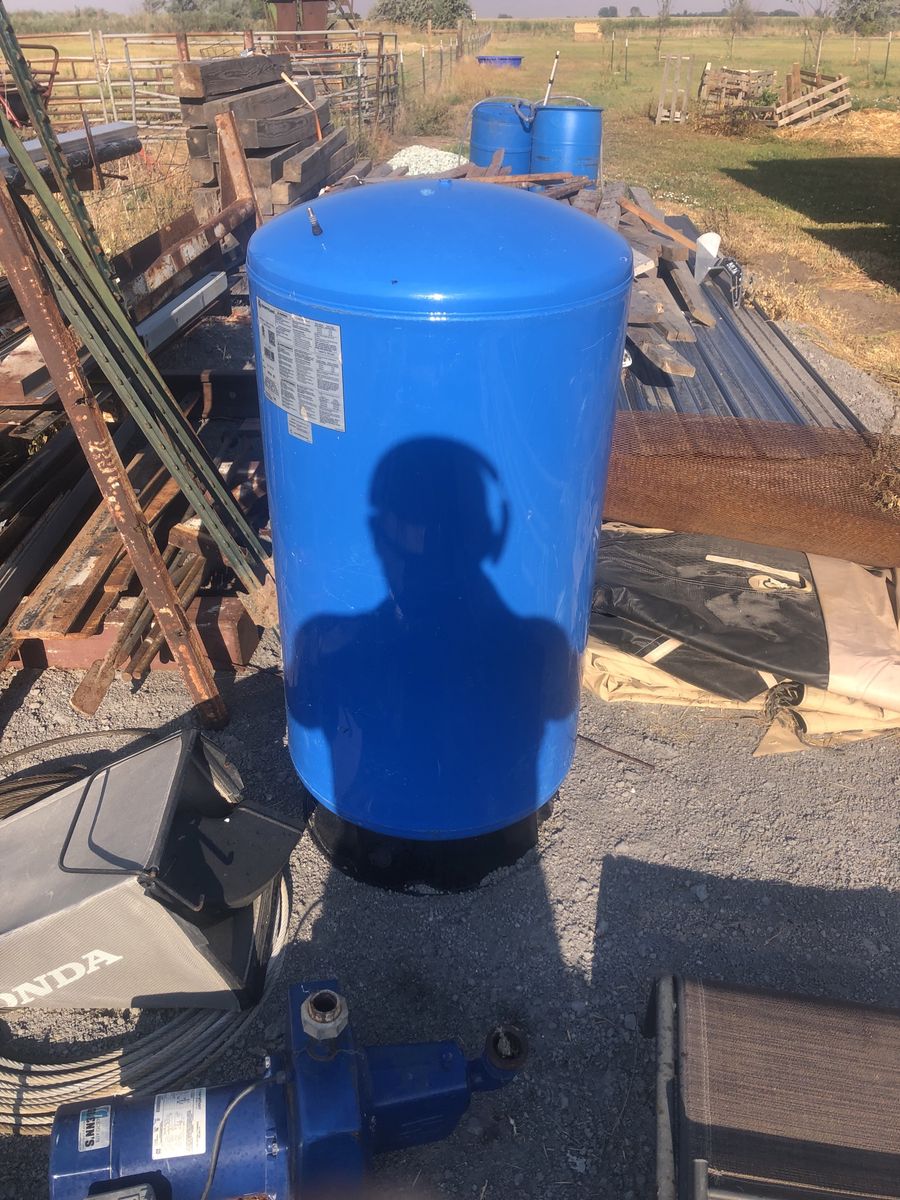 Pump and Tank Combo - Blue Well Pump and Pressure Tank