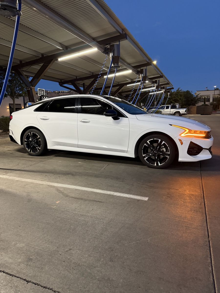 2024 Kia K5 GT-Line