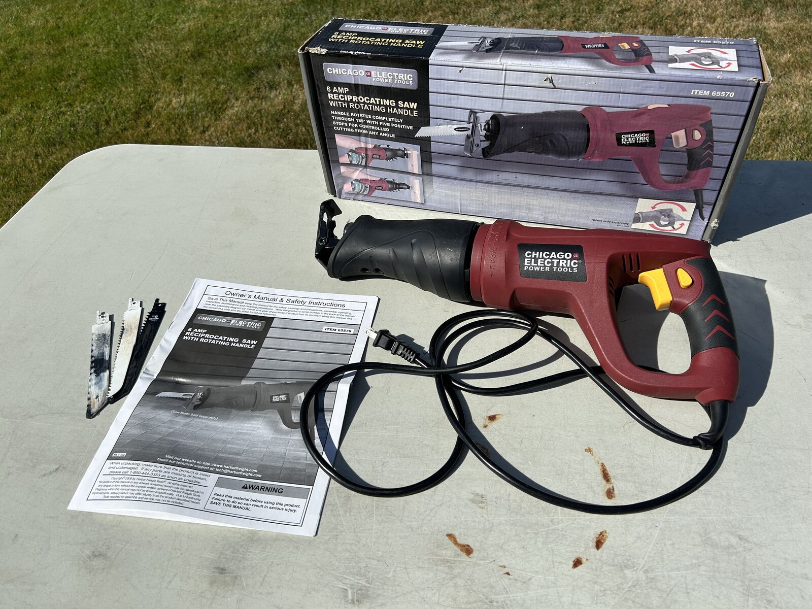 Sawzall type reciprocating saw. Near new condition.