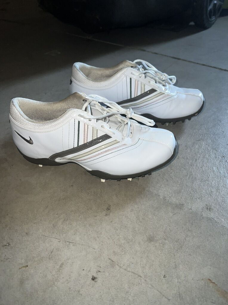 Nike Zoom Air Women's Golf Shoes Size 6