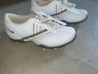 Nike Zoom Air Women's Golf Shoes Size 6