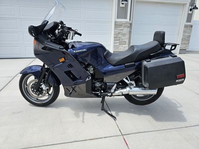 2006 Kawasaki Concourse, Low Mileage Touring Motorcycle, Heated Grips, Storage
