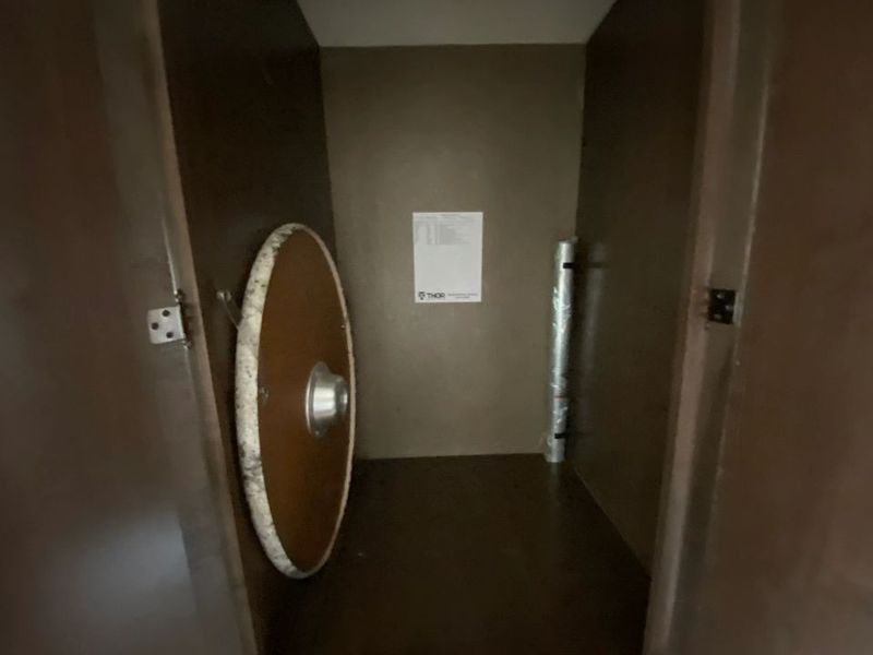 Main image 26