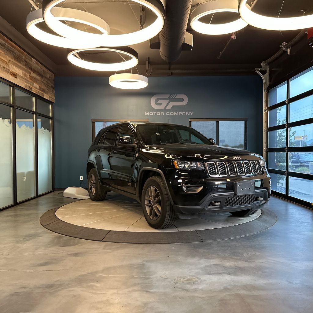 2017 Jeep Grand Cherokee Laredo — rebuilt & branded title