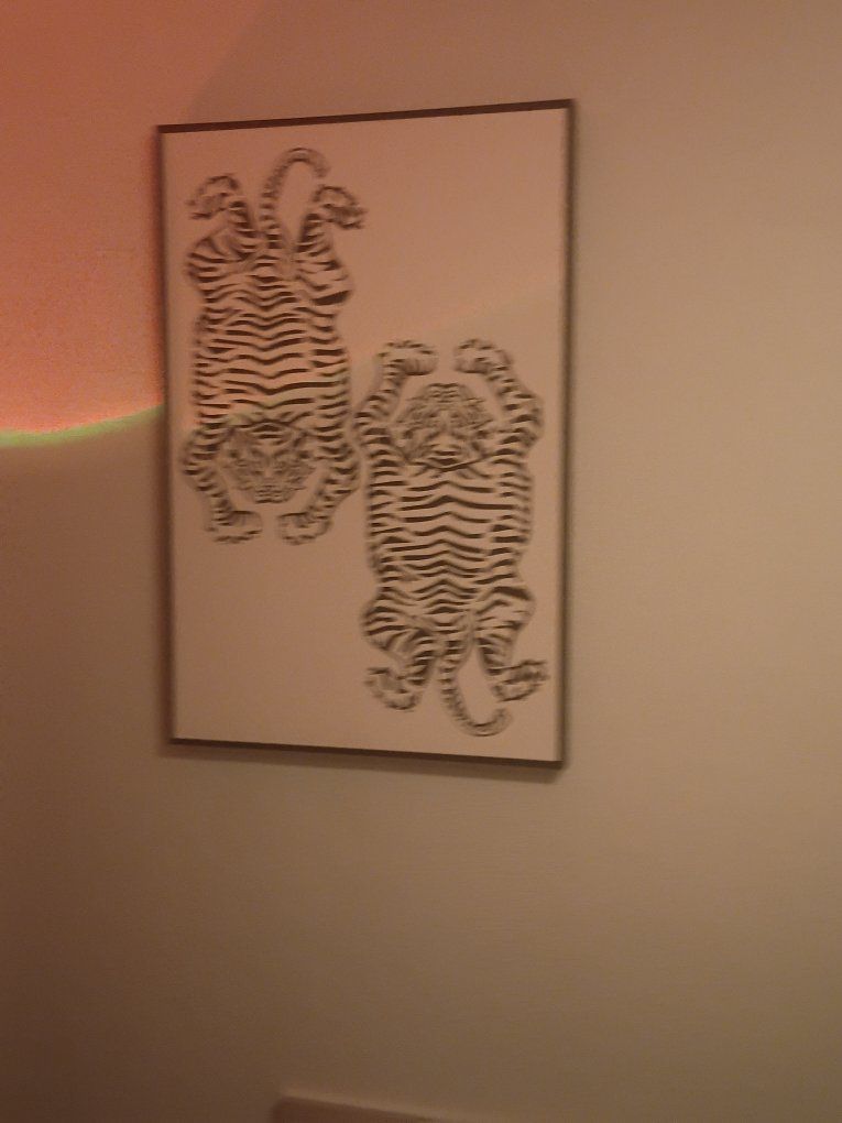 Main image 3