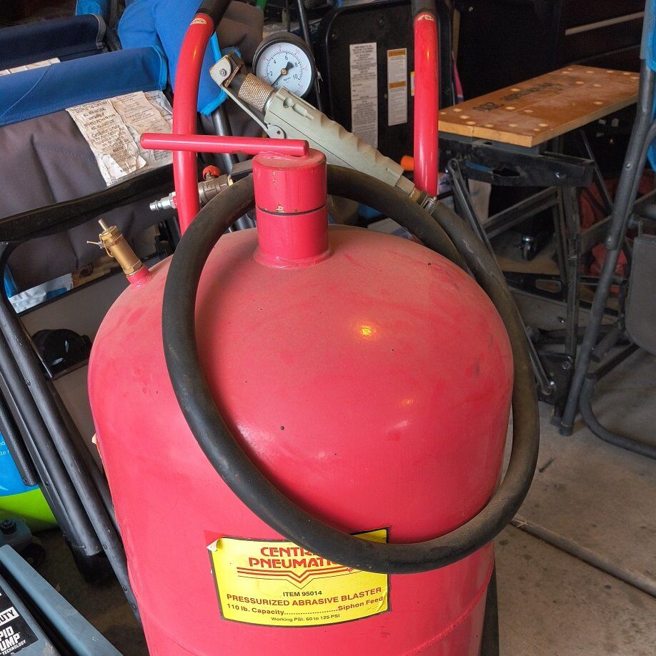 pneumatic bead blaster