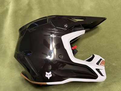 Fox V3 RS Optical Helmet