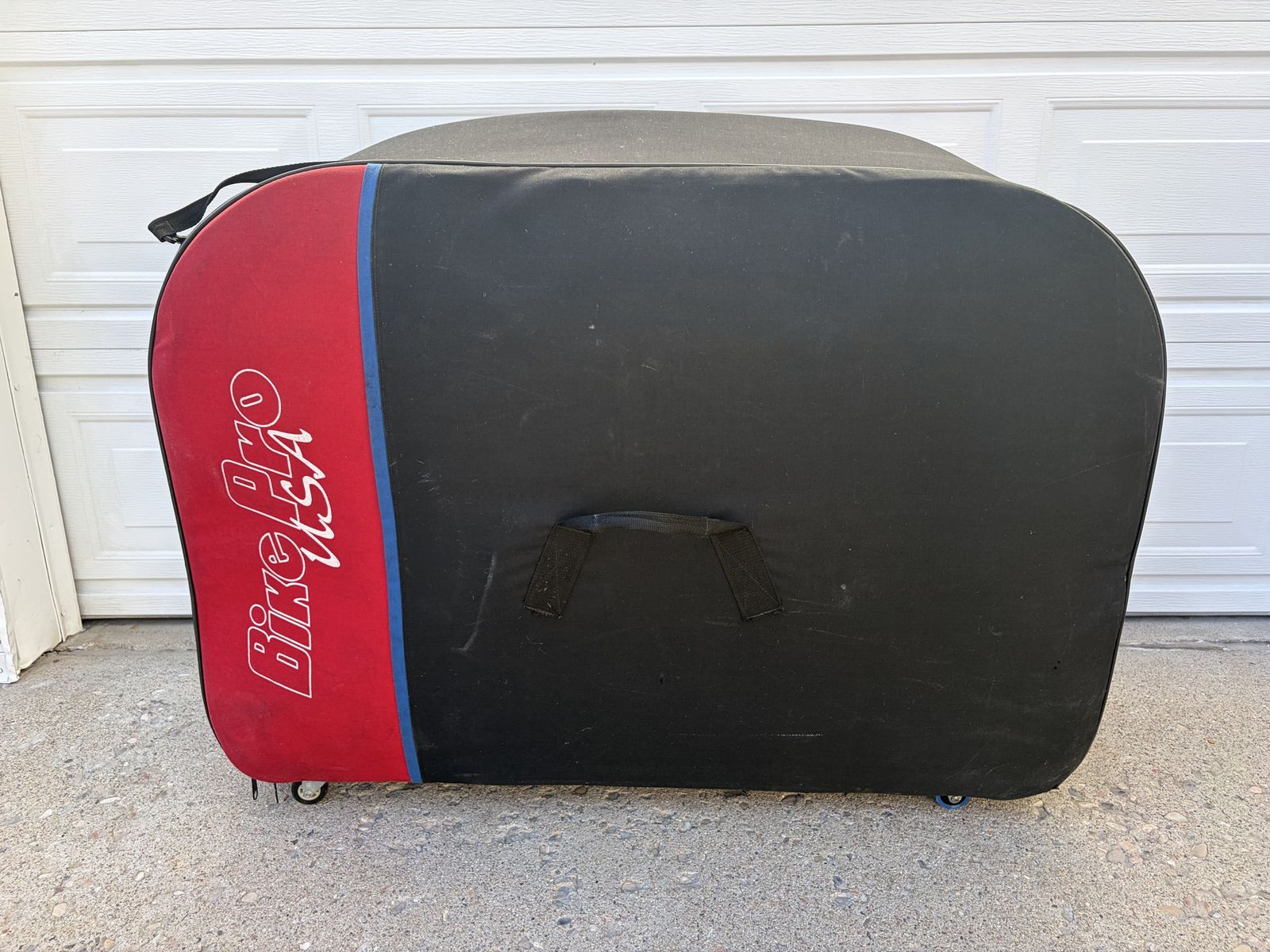 DOUBLE BIKE Bike Pro USA Travel Case Soft-sided Padded w/ Wheels