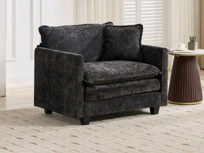 BRAND NEW UNUSED Roomfitters Modern Upholstered Accent Chair