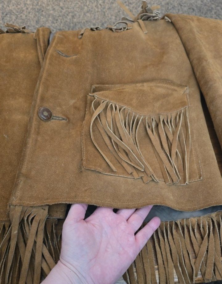 Main image 12